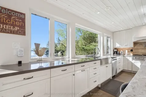 1911 Mortimers Point Road Muskoka Lakes ON P0B 1J0