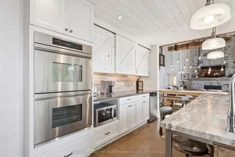 1911 Mortimers Point Road Muskoka Lakes ON P0B 1J0