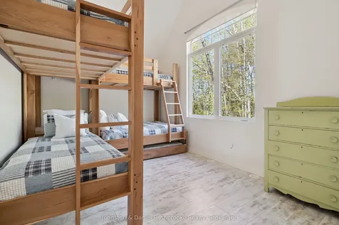 1911 Mortimers Point Road Muskoka Lakes ON P0B 1J0