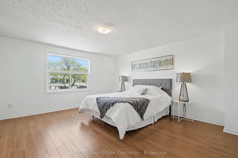 51 Camrose Court Kitchener ON N2M 5J4