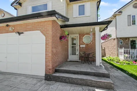 51 Camrose Court Kitchener ON N2M 5J4