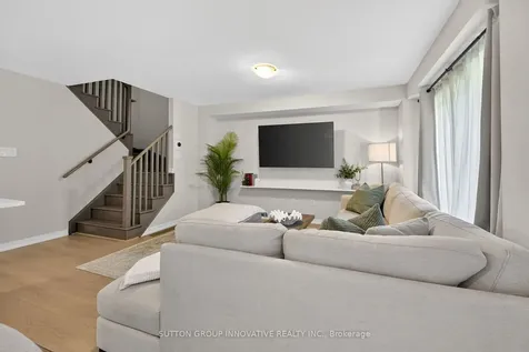 61 Prestwick Street W Hamilton ON L8J 0K6