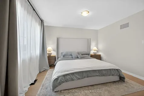 61 Prestwick Street W Hamilton ON L8J 0K6