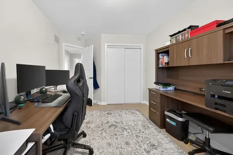 61 Prestwick Street W Hamilton ON L8J 0K6