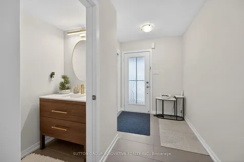 61 Prestwick Street W Hamilton ON L8J 0K6