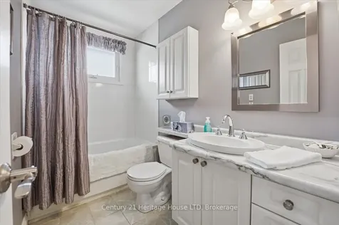 11 Robert Street Welland ON L3B 5T8