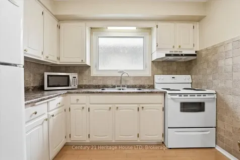 11 Robert Street Welland ON L3B 5T8