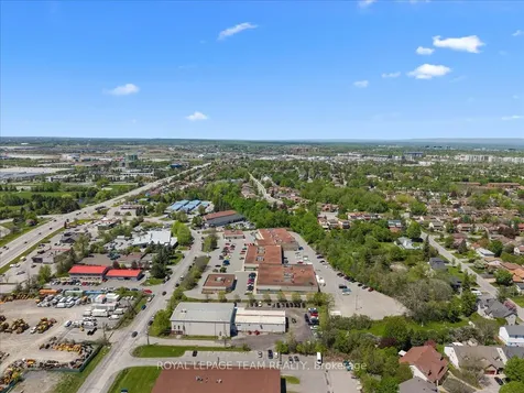 24 Edgewater Street Kanata ON K2L 1V8