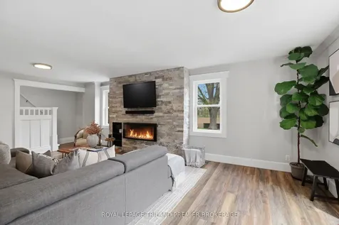 8306 Parkhouse Drive Strathroy-caradoc ON N0L 1W0