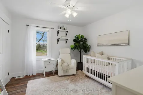 8306 Parkhouse Drive Strathroy-caradoc ON N0L 1W0