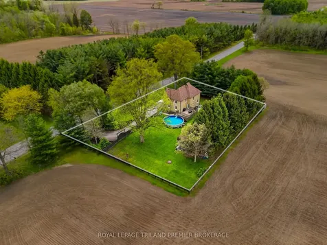 8306 Parkhouse Drive Strathroy-caradoc ON N0L 1W0