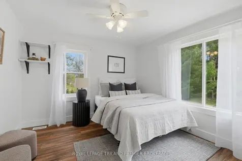 8306 Parkhouse Drive Strathroy-caradoc ON N0L 1W0