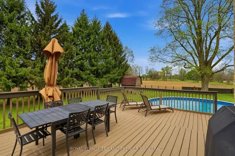8306 Parkhouse Drive Strathroy-caradoc ON N0L 1W0