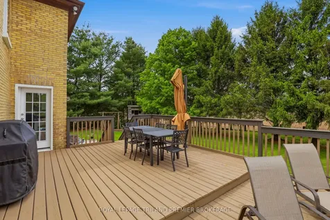 8306 Parkhouse Drive Strathroy-caradoc ON N0L 1W0