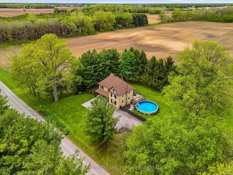 8306 Parkhouse Drive Strathroy-caradoc ON N0L 1W0