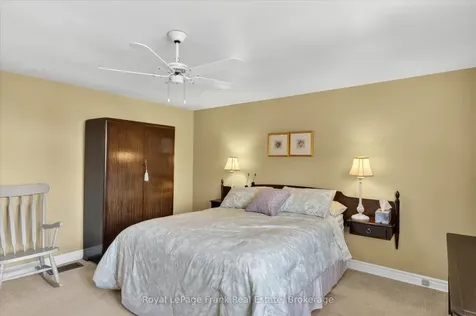 4 Bayleaf Court Peterborough ON K9K 1A3
