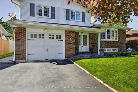 4 Bayleaf Court Peterborough ON K9K 1A3
