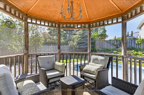 4 Bayleaf Court Peterborough ON K9K 1A3