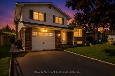 4 Bayleaf Court Peterborough ON K9K 1A3