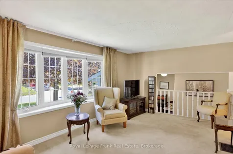 4 Bayleaf Court Peterborough ON K9K 1A3