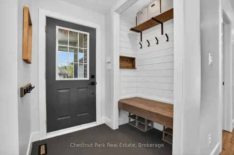 27 Walter Street Huntsville ON P1H 1W2