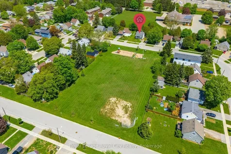 22 Churchill Crescent E Centre Wellington ON N1M 2J3