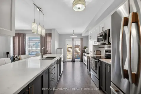 1621 Westhall Way Kanata ON K2M 0G7