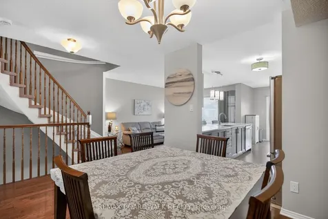 1621 Westhall Way Kanata ON K2M 0G7