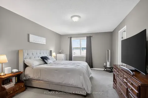 1621 Westhall Way Kanata ON K2M 0G7