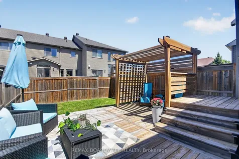 1621 Westhall Way Kanata ON K2M 0G7