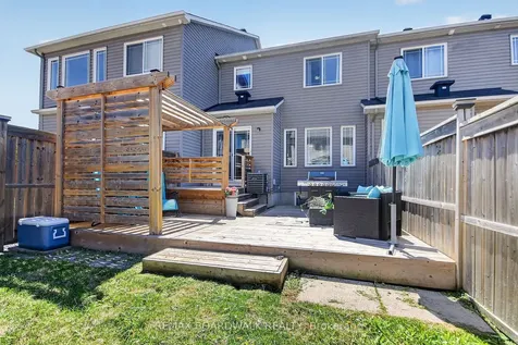 1621 Westhall Way Kanata ON K2M 0G7