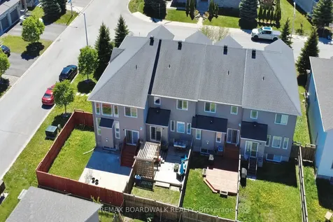 1621 Westhall Way Kanata ON K2M 0G7