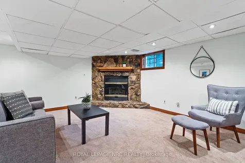 3 Gardiner Place St. Catharines ON L2R 1Y7