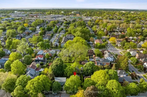 3 Gardiner Place St. Catharines ON L2R 1Y7