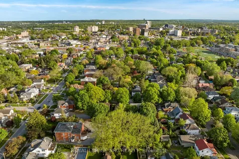 3 Gardiner Place St. Catharines ON L2R 1Y7