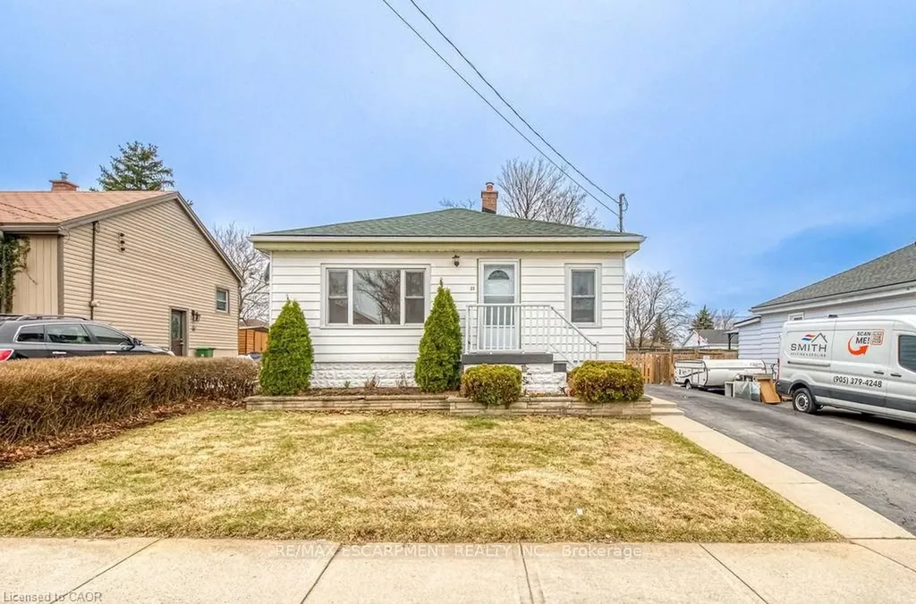 22 David Avenue Hamilton ON L9A 3V1