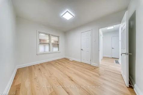 22 David Avenue Hamilton ON L9A 3V1