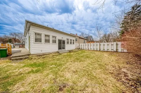22 David Avenue Hamilton ON L9A 3V1