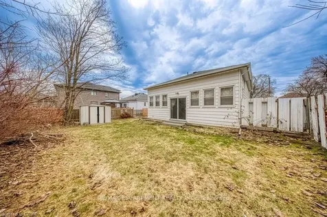 22 David Avenue Hamilton ON L9A 3V1