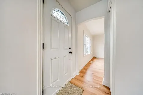 22 David Avenue Hamilton ON L9A 3V1