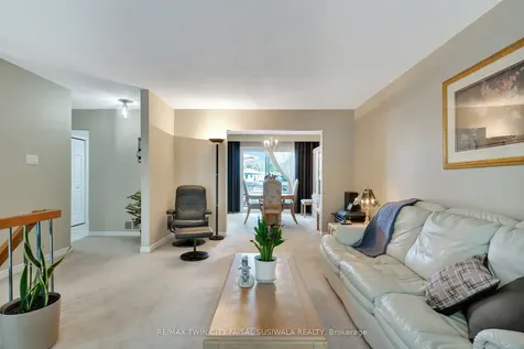 224 Erindale Crescent Cambridge ON N3C 3E8