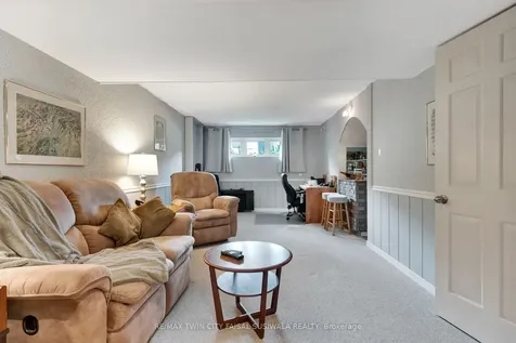 224 Erindale Crescent Cambridge ON N3C 3E8
