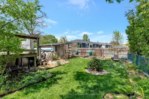 224 Erindale Crescent Cambridge ON N3C 3E8
