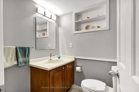 224 Erindale Crescent Cambridge ON N3C 3E8