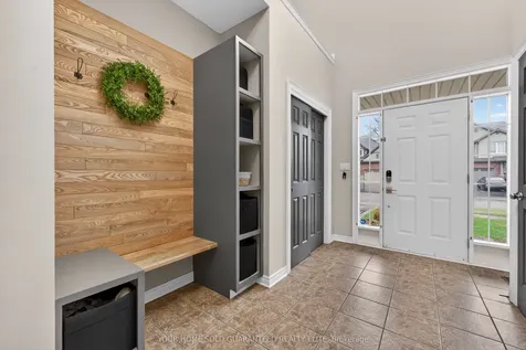 4071 Bush Crescent Lincoln ON L3J 0G7