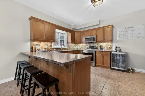 4071 Bush Crescent Lincoln ON L3J 0G7