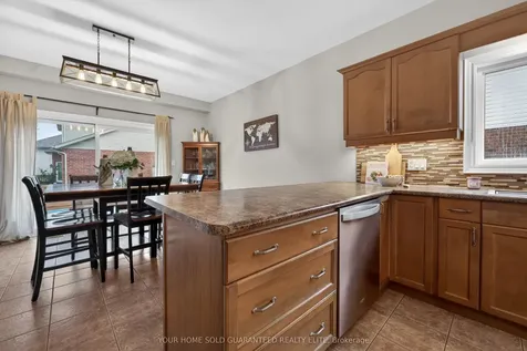 4071 Bush Crescent Lincoln ON L3J 0G7