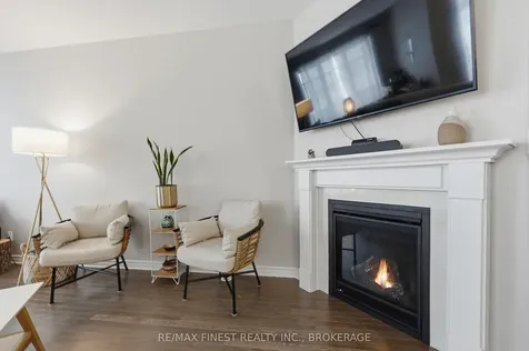 1685 Tenley Drive Kingston ON K7P 0S5