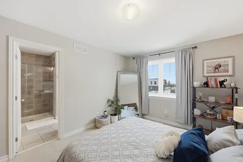 1685 Tenley Drive Kingston ON K7P 0S5