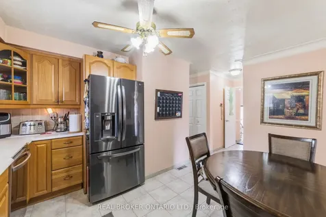 122 Green Cedar Drive Hamilton ON L9C 6W6